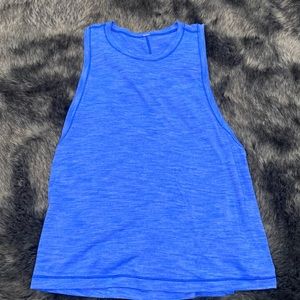 Workout top in blue and gray!